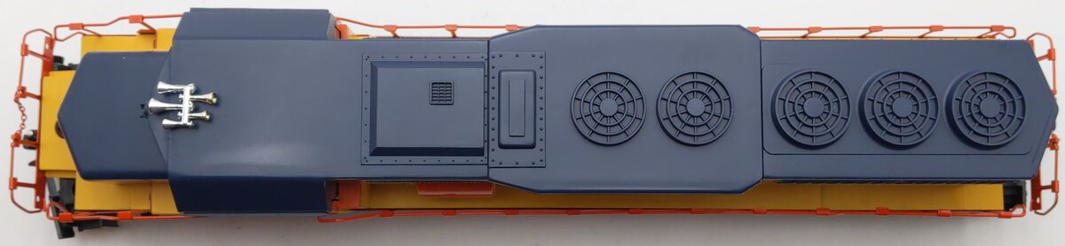 Lionel 6-18204 O Gauge Chessie System SD40 Non-Powered Diesel Locomotive #8204 EX/Box