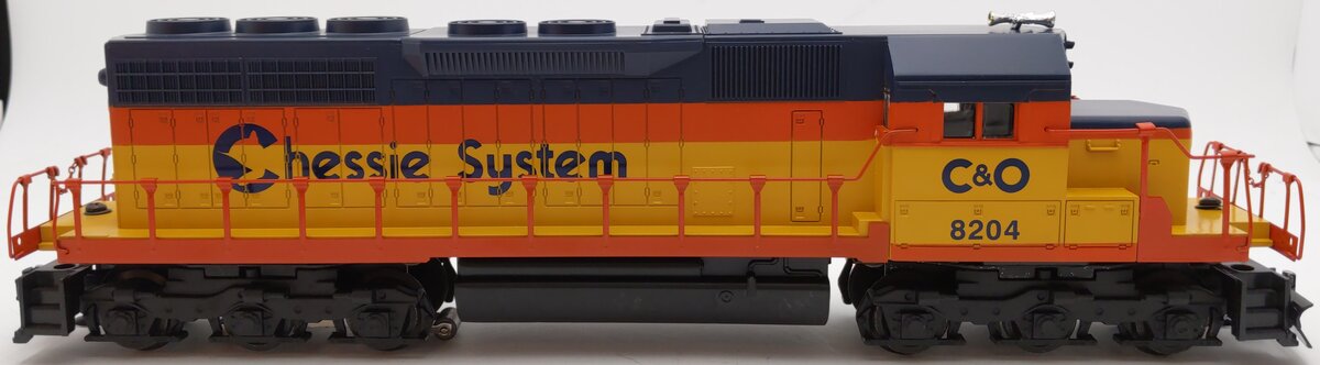 Lionel 6-18204 O Gauge Chessie System SD40 Non-Powered Diesel Locomotive #8204 EX/Box