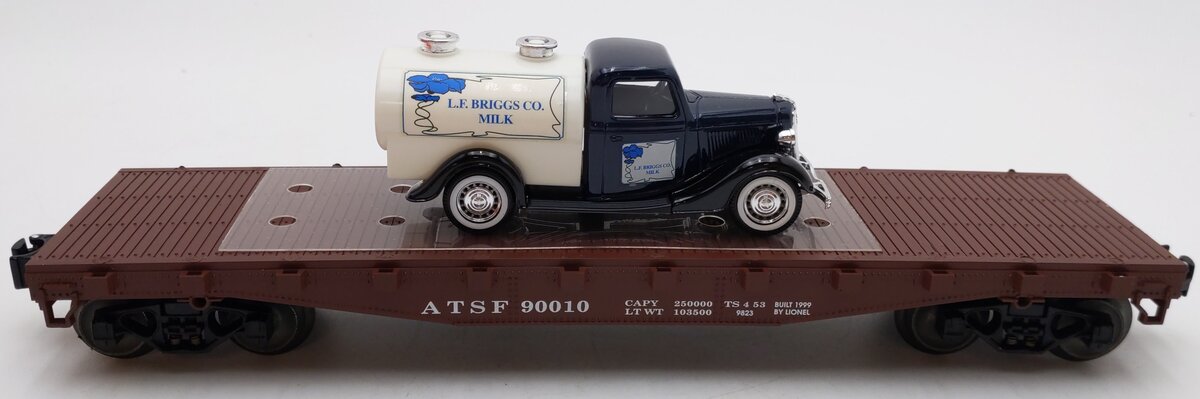 Lionel 6-17529 O Gauge AT&SF Flatcar w/Ford Milk Truck #90010 LN/Box