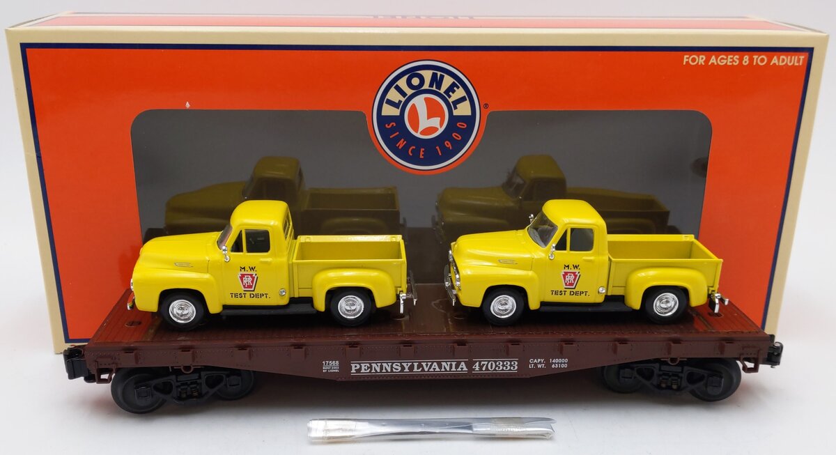 Lionel 6-17568 O Gauge Pennsylvania Flatcar with Pickup Trucks LN/Box