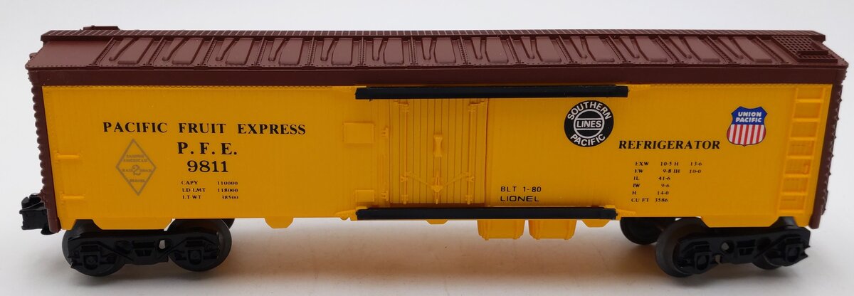 Lionel 6-9811 O Gauge SP/UP FARR Pacific Fruit Express Reefer Car #9811 LN/Box