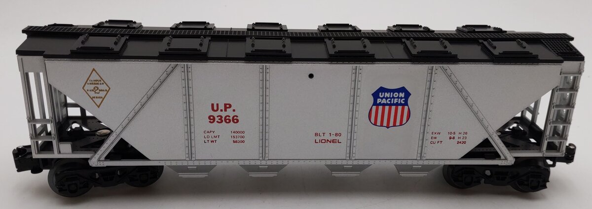 Lionel 6-9366 O Gauge Union Pacific Covered 4-Bay Hopper #9366 LN/Box