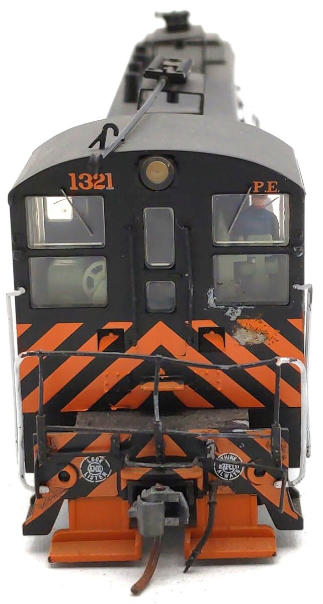 Walthers 6-23345 HO Pacific Electric Diesel Baldwin VO-1000 DC w/Trolley #1321 EX