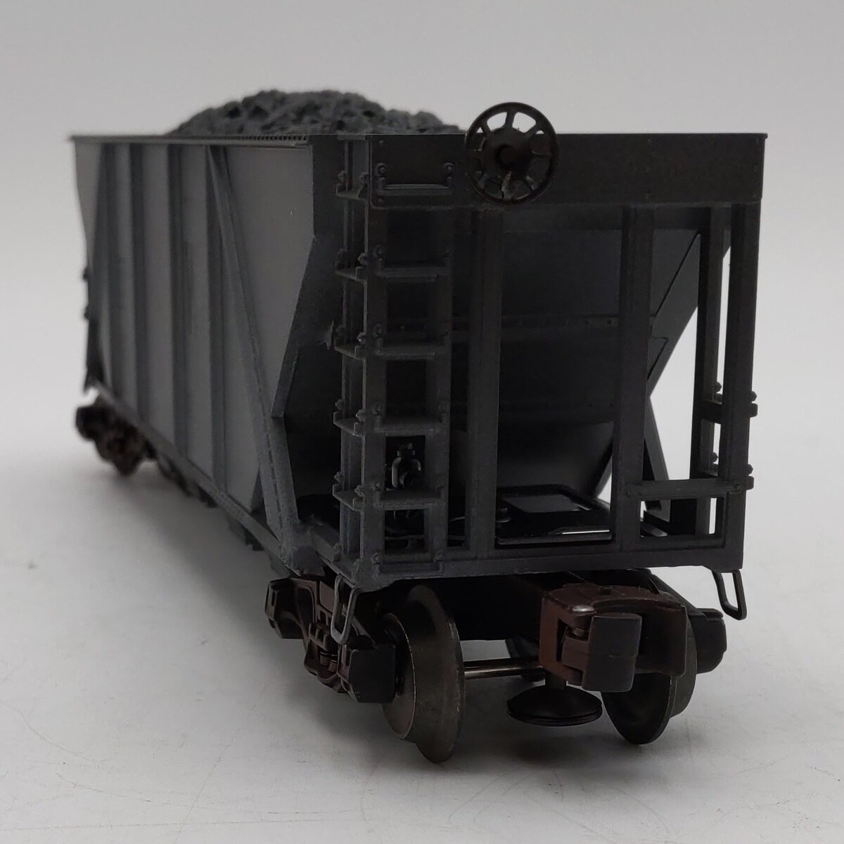 Lionel 6-19328 O Norfolk & Western 4-Bay Weathered Hopper w/Coal Load #6446-4 LN/Box