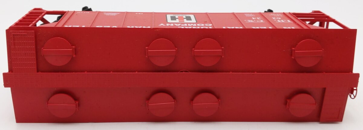 Weaver 6234 O Gauge International Harvester PS-2 Covered Hopper Car (3-Rail) VG/Box
