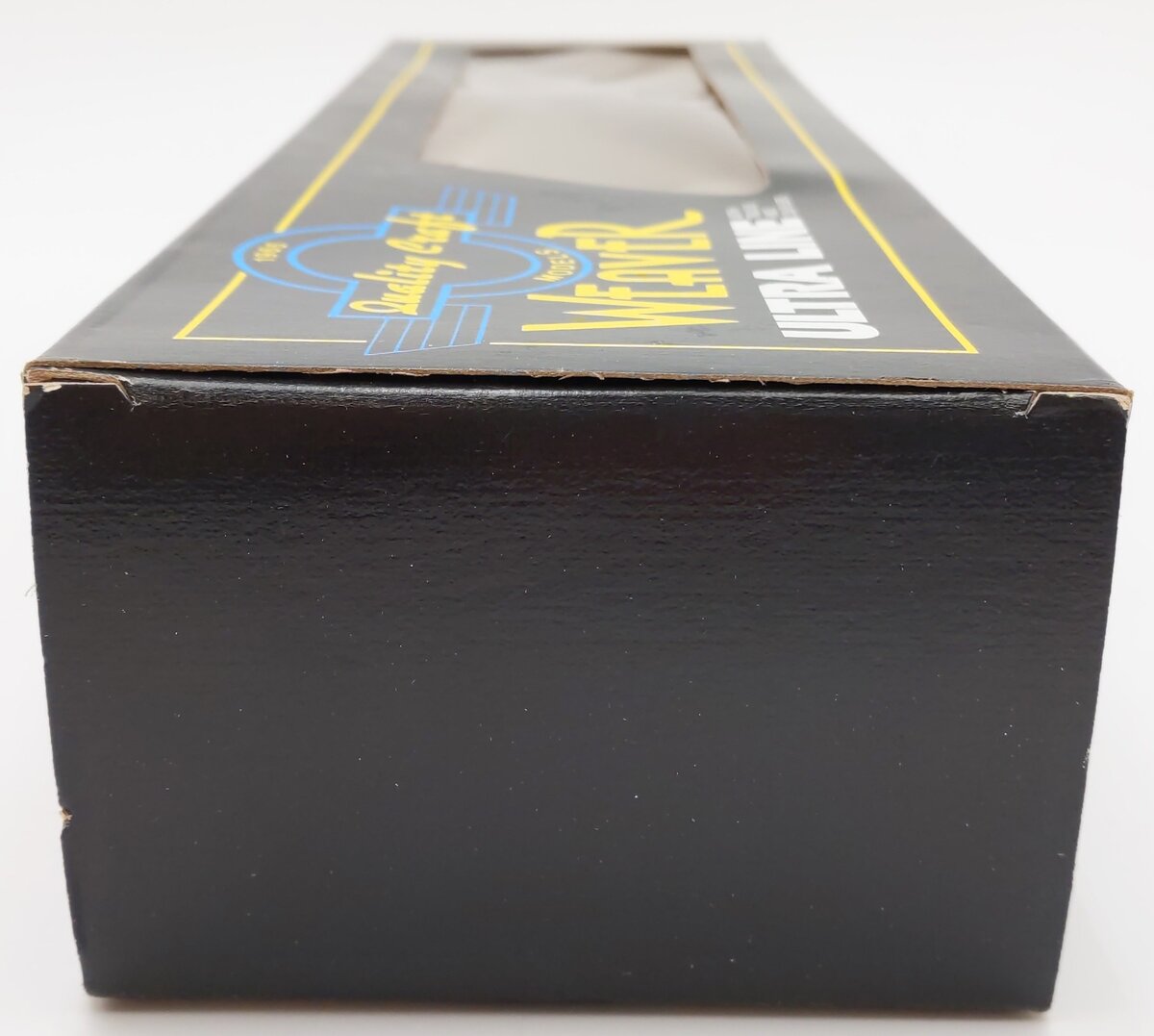 Weaver 6234 O Gauge International Harvester PS-2 Covered Hopper Car (3-Rail) VG/Box