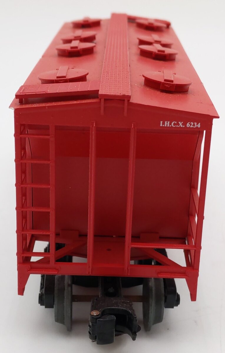 Weaver 6234 O Gauge International Harvester PS-2 Covered Hopper Car (3-Rail) VG/Box