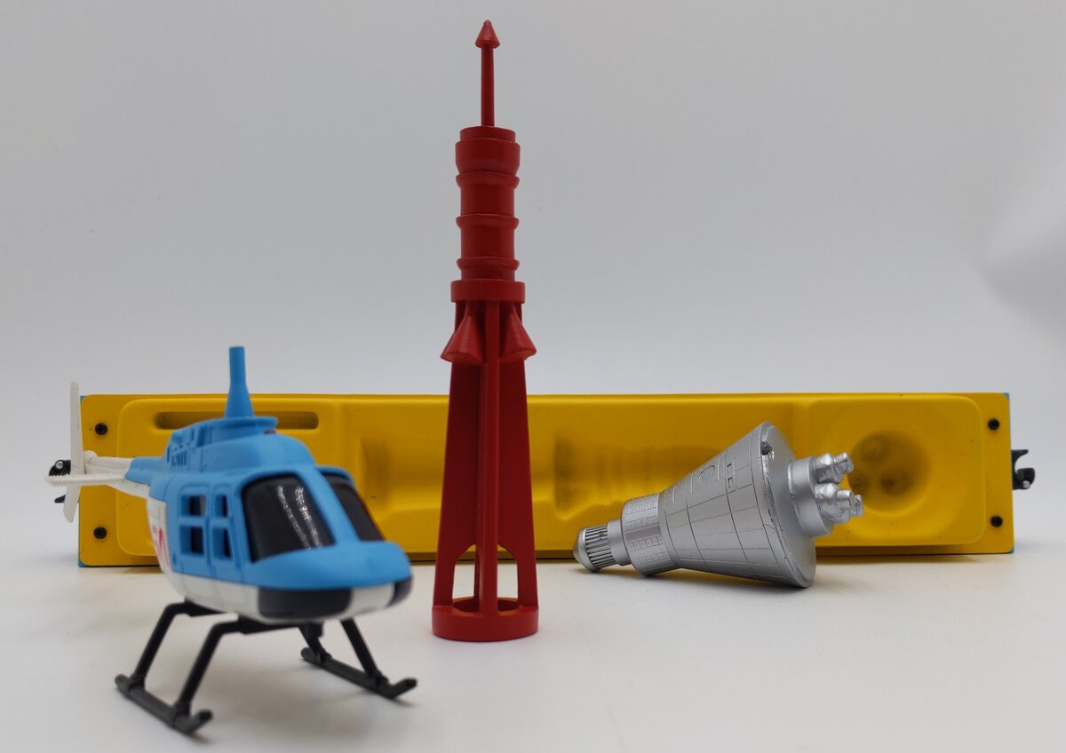 K-Line K691-8015 O Gauge NASA Flatcar w/ Capsule & Helicopter #6918015 EX/Box