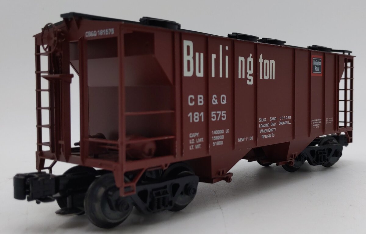 Weaver 181575 Burlington CB&Q Ps-2 Covered Hopper (3-Rail) EX/Box