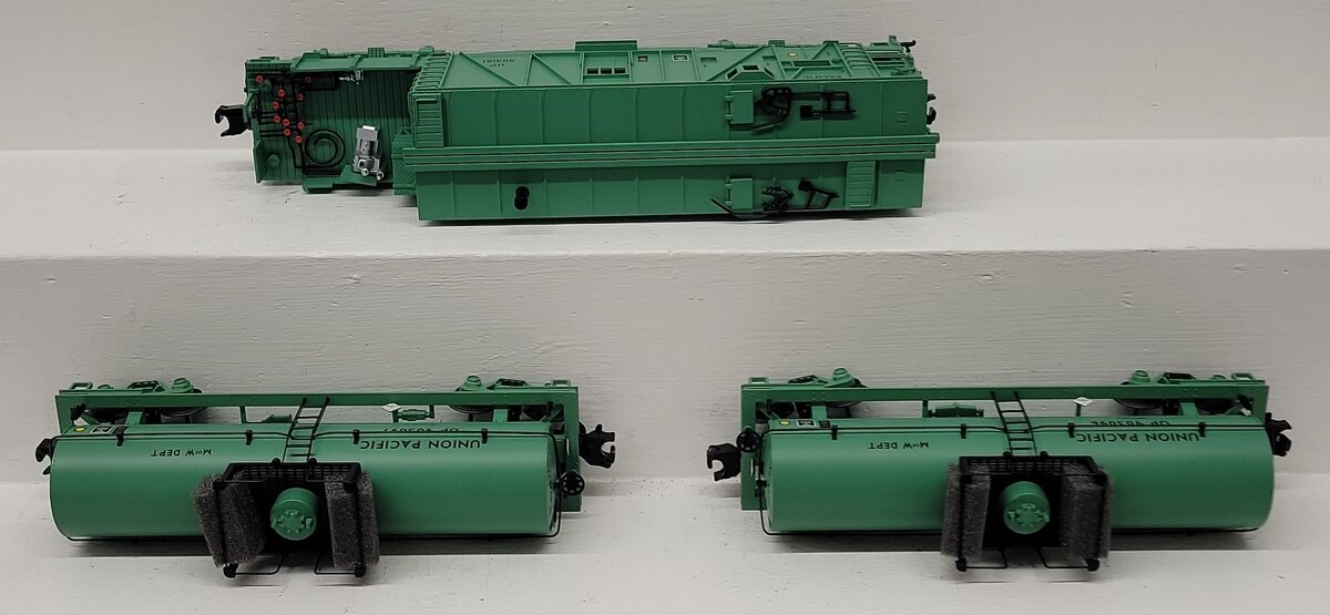 MTH 20-2251-1 O Union Pacific Weed Sprayer Set w/PS2 (Set of 3) EX/Box
