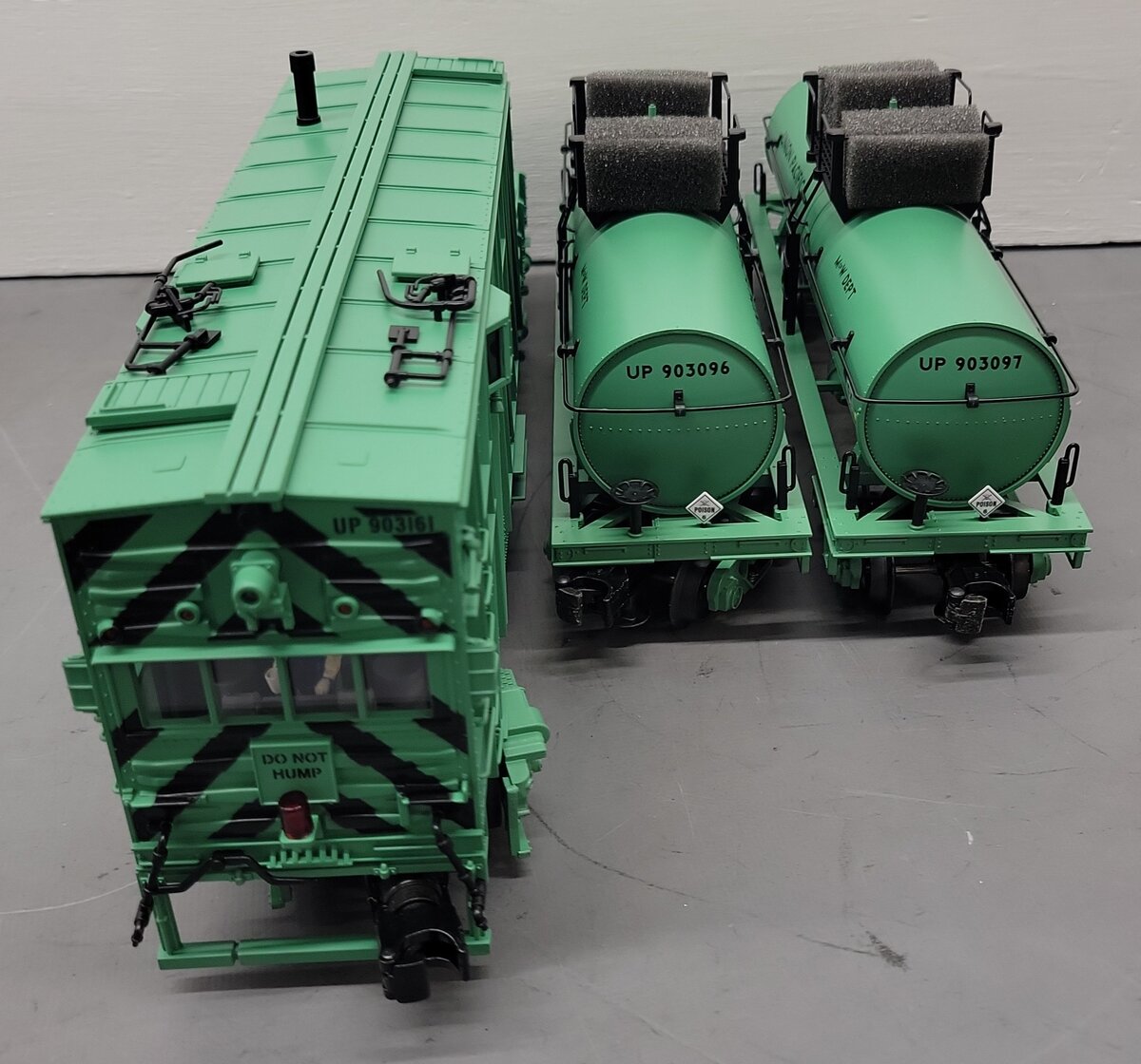 MTH 20-2251-1 O Union Pacific Weed Sprayer Set w/PS2 (Set of 3) EX/Box