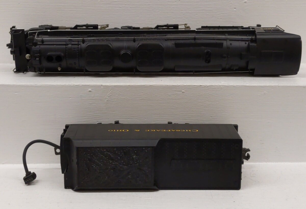MTH 30-1116-1 O Gauge C&O 2-6-6-6 H-8 Steam Locomotive & Tender #1604 w/PS1 EX/Box