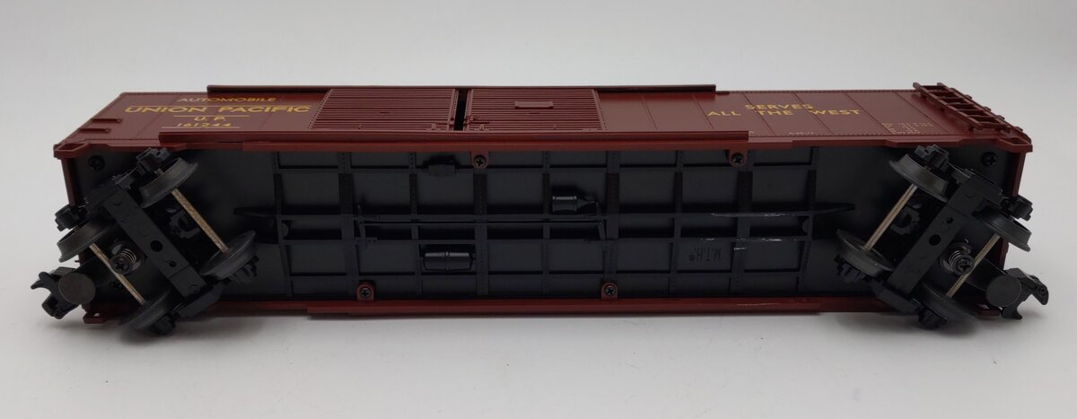 MTH 20-93012 O Gauge Union Pacific 50' Double Door Boxcar #161244 EX/Box