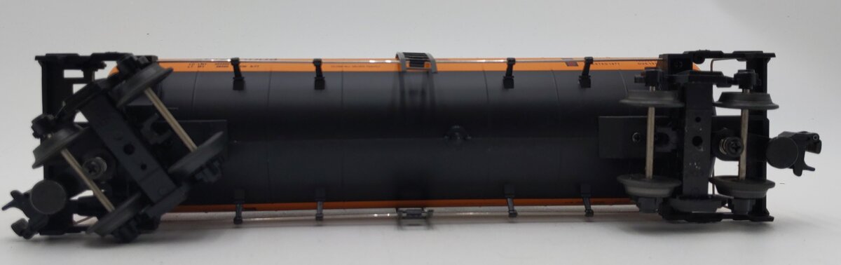 MTH 20-92011 O Gauge Airco Single Dome Tank Car #3008 EX/Box