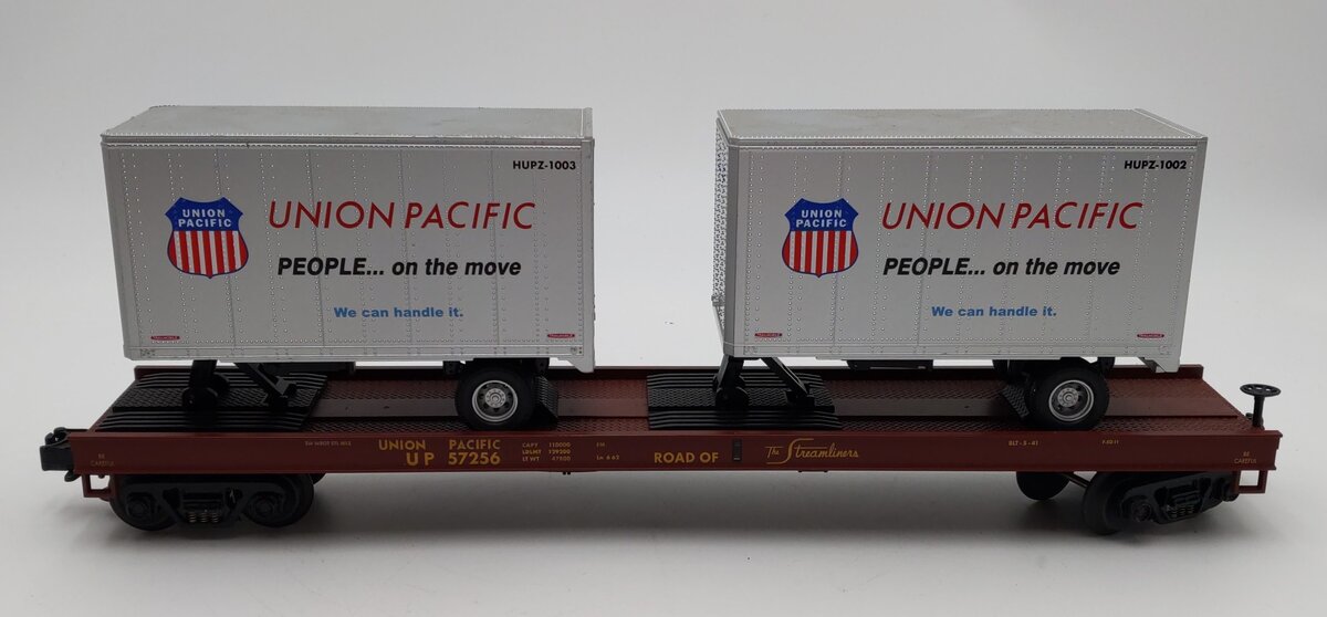 MTH 20-98107 O Gauge Union Pacific Flatcar w/2 Short Trailers #57256 EX/Box