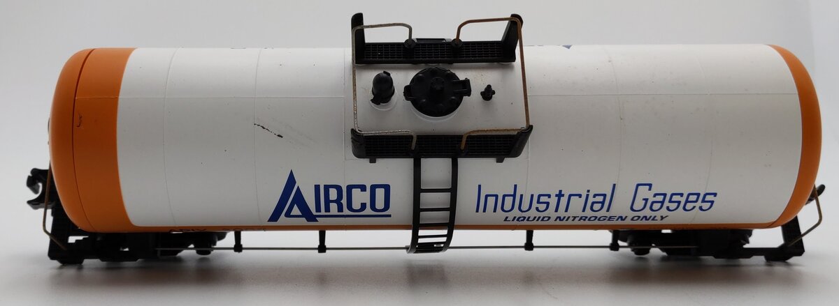 MTH 20-92011 O Gauge Airco Single Dome Tank Car #3008 VG/Box