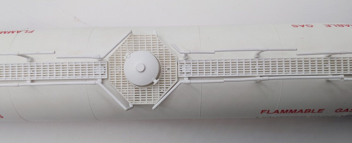 MTH 20-96113 O NASA 33K Gallon Tankcar #203 EX/Box