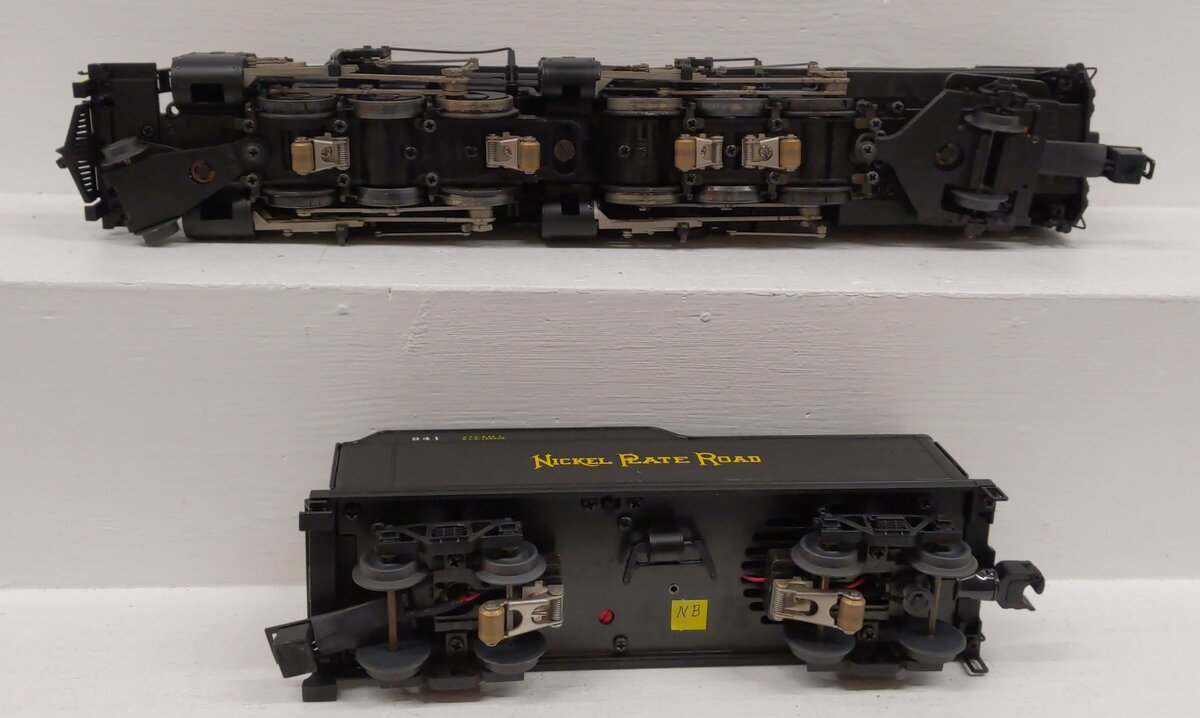 Lionel 6-28076 P O Nickel Plate Road 2-6-6-2 Steam Locomotive & Tender #941 EX/Box