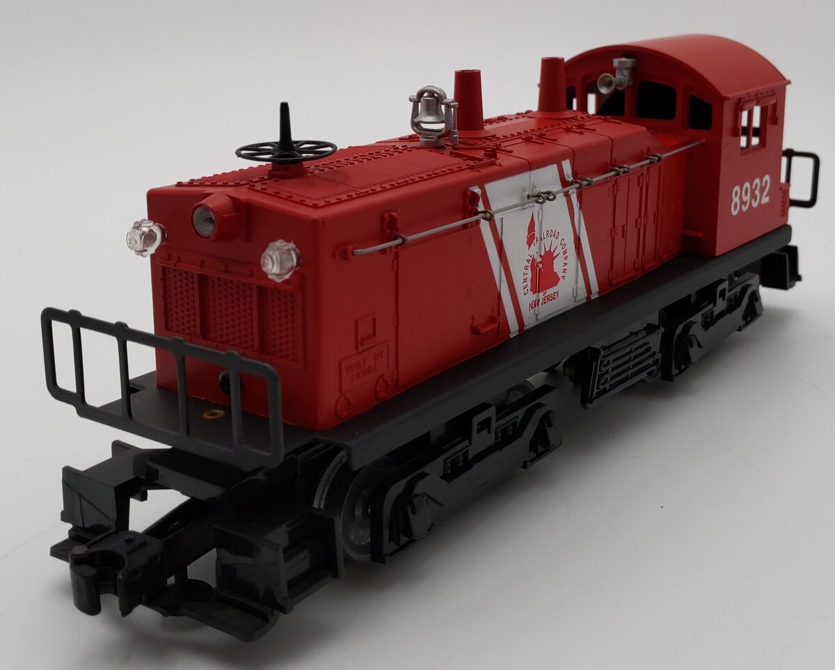 Lionel 6-18932 O Gauge Jersey Central NW2 Diesel Switching Locomotive #8932 LN/Box