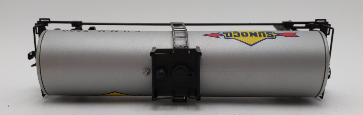 Lionel 6-17910 O Gauge Sunoco Unibody Tank Car #7900 LN/Box