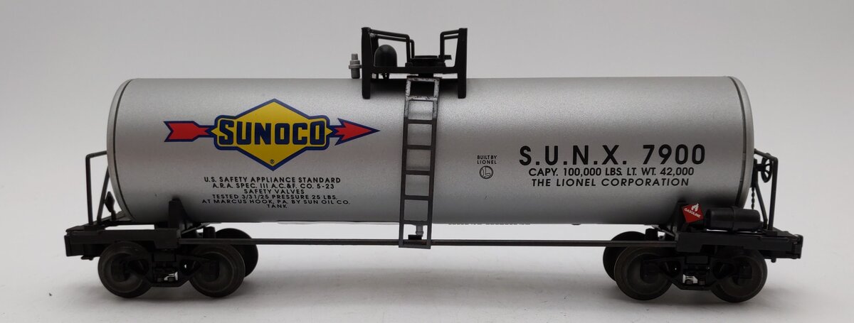 Lionel 6-17910 O Gauge Sunoco Unibody Tank Car #7900 LN/Box