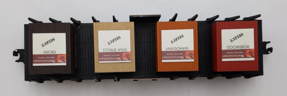 Lionel 6-26232 O Gauge Martin Guitar Lumber Flatcar LN/Box