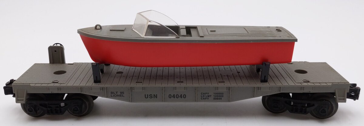 Lionel 6-16939 O Gauge United States Navy Flatcar w/ Boat #04040 EX/Box
