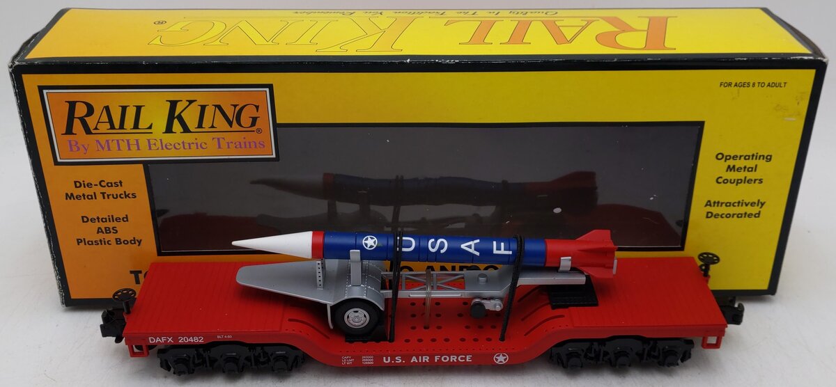 MTH 30-76149 Air Force Dep. Center Flat Car w/Rocket Load EX/Box