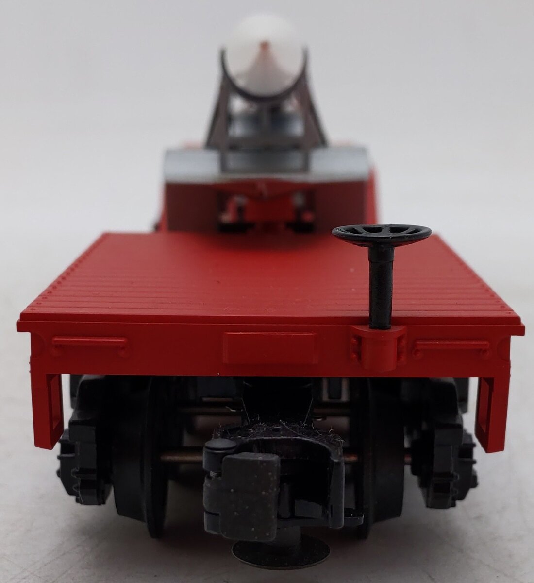 MTH 30-76149 Air Force Dep. Center Flat Car w/Rocket Load EX/Box