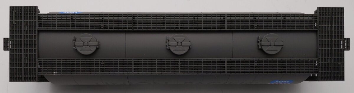 MTH 20-97417 O Gauge Union Pacific Cylindrical 3-Bay Hopper #21244 EX/Box