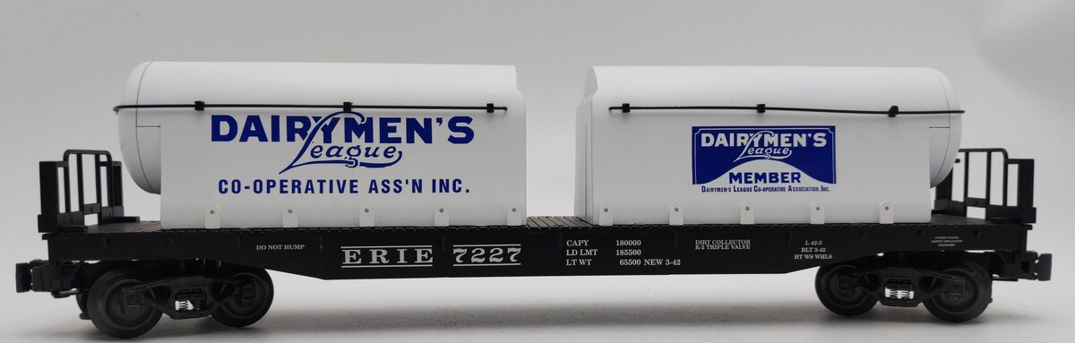 K-Line K691-1512 O Gauge Erie Flatcar with Dairymen's League Milk Tanks #7227 EX/Box