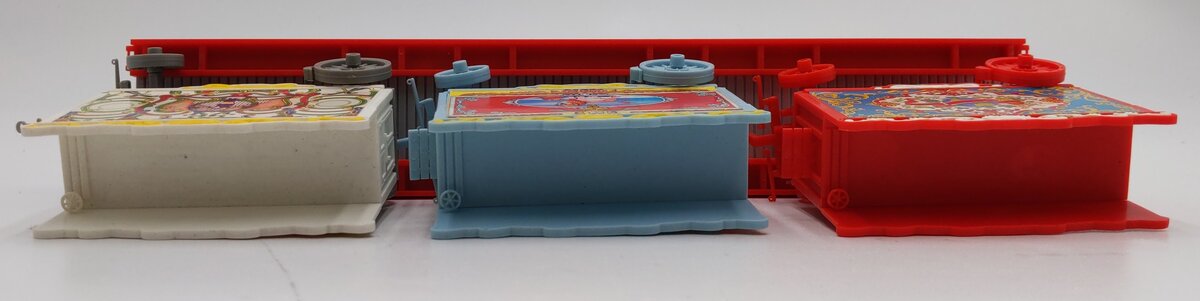K-Line K-69009 O Gauge Circus Flatcar w/3 Circus Wagons EX/Box