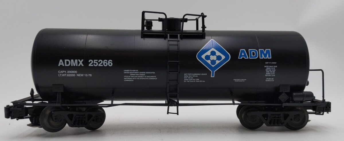 Weaver 25266 O Gauge ADM  40' Tank Car (3-Rail) EX/Box