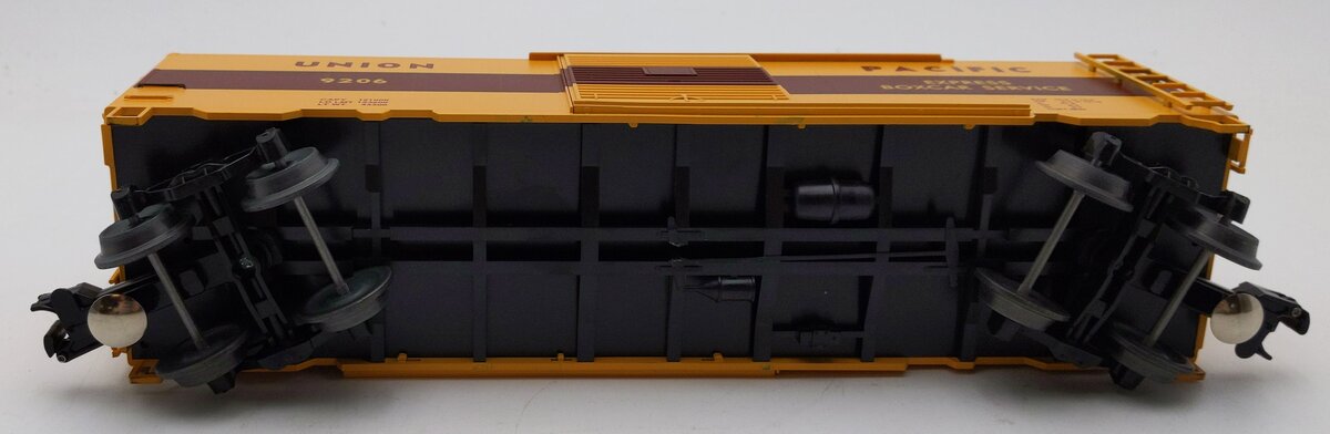 Weaver EBC55U1 O Gauge Union Pacific Express Boxcar #9206 LN