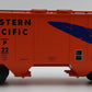 Weaver 1922 O Gauge Western Pacific PS-2 Covered Hopper (3-Rail) EX/Box