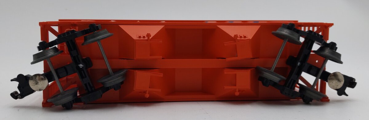 Weaver 1922 O Gauge Western Pacific PS-2 Covered Hopper (3-Rail) EX/Box