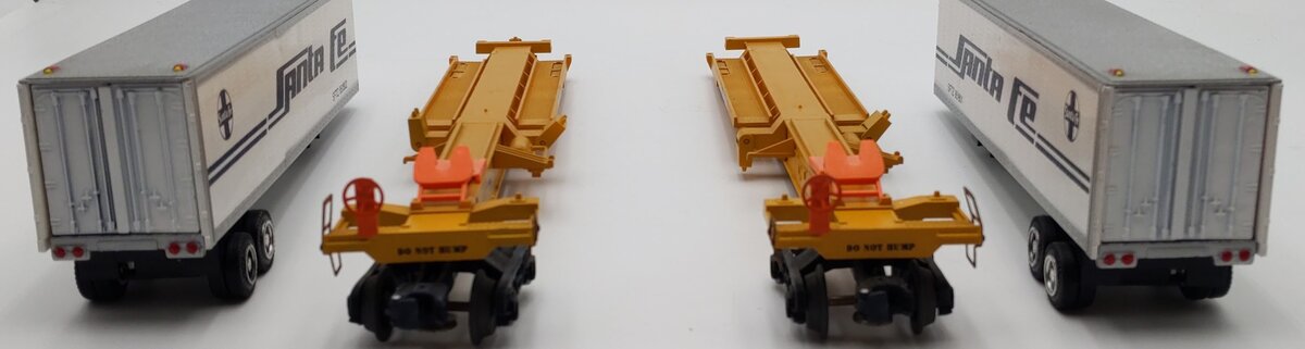 K-Line K77023 O Gauge Santa Fe Classic TTAX Flatcar w/ Trailers VG/Box