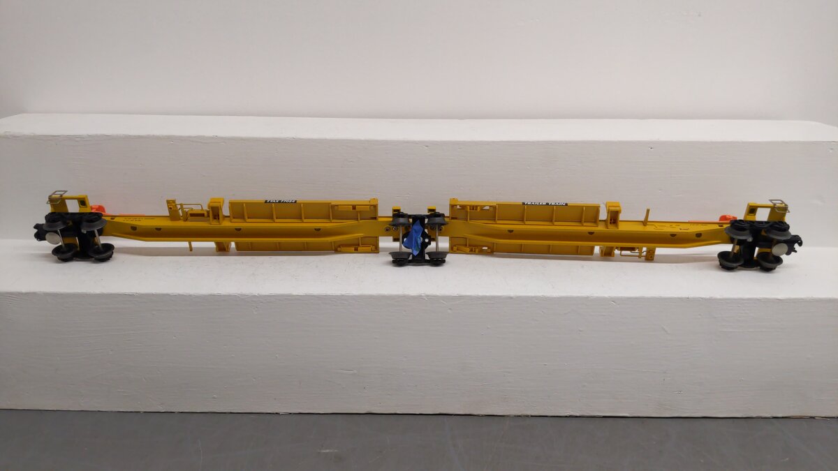 K-Line K-7702 O Gauge SP Golden Pig TTAX Articulated Flatcar Set EX