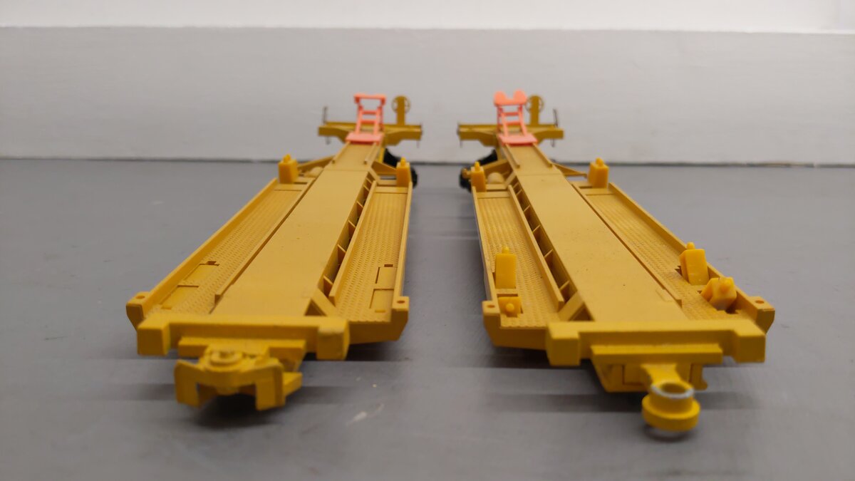 K-Line K-7702 O Gauge SP Golden Pig TTAX Articulated Flatcar Set EX