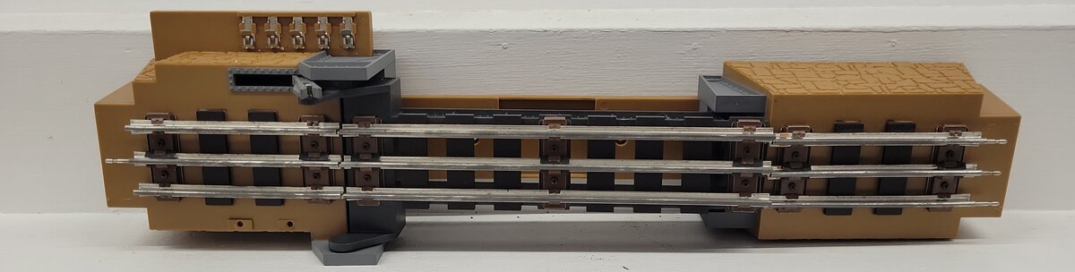 Lionel 6-2317 O Scale Operating Remote Control Drawbridge EX/Box