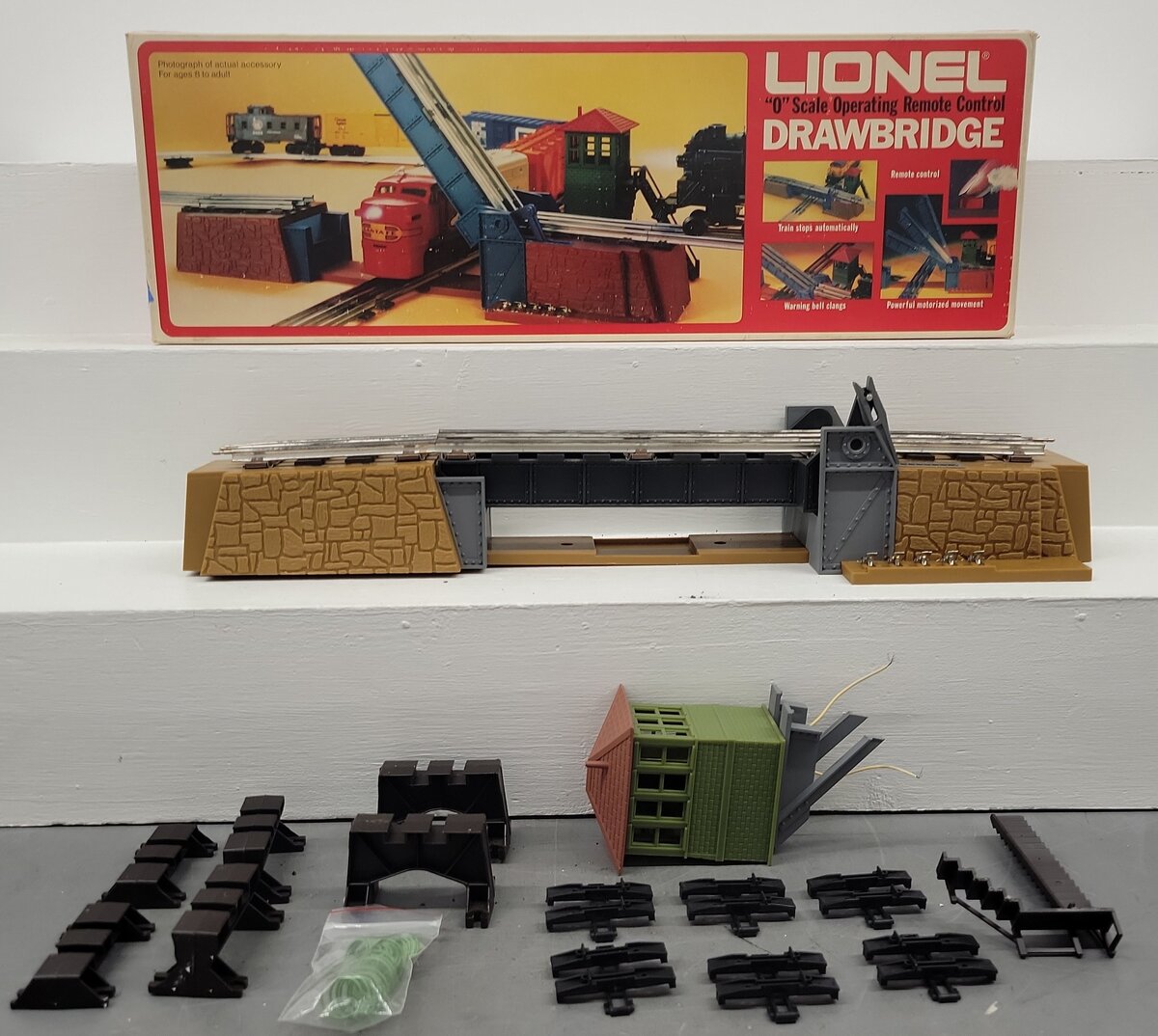 Lionel 6-2317 O Scale Operating Remote Control Drawbridge EX/Box