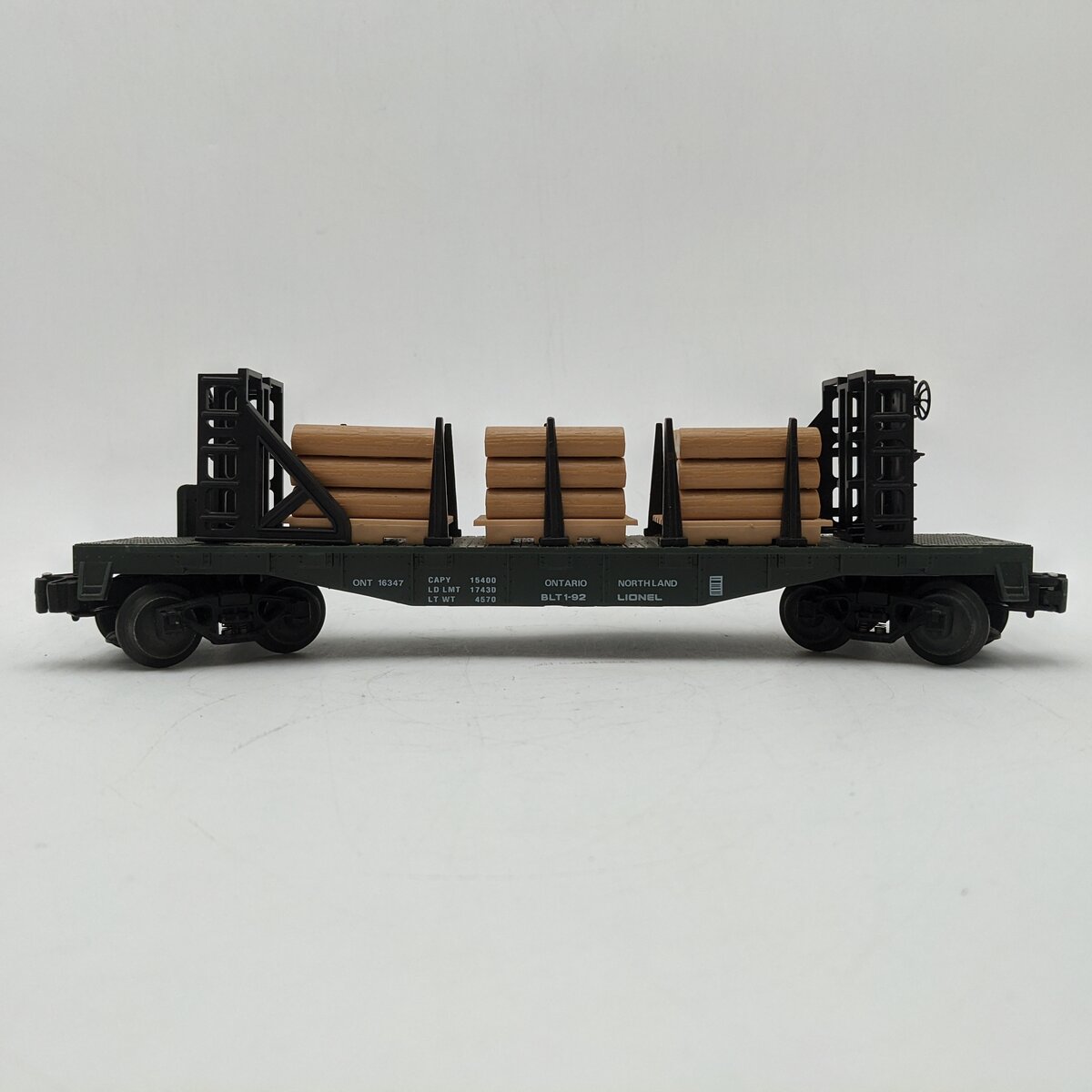 Lionel 6-16347 O Gauge Ontario Northland Bulkhead Flat w/Wood Load EX