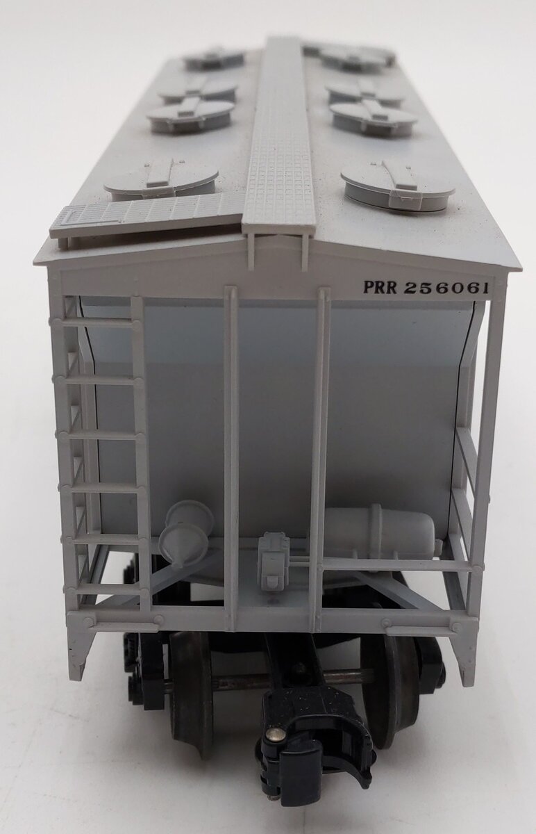 Weaver 3026 O Pennsylvania Railroad PS-2 34' Covered Hopper #256061 (3 Rail) EX/Box