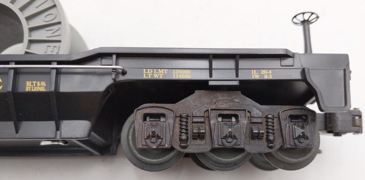 Lionel 6-16946 O Gauge Chesapeake & Ohio F9 Well Car #3840 EX/Box