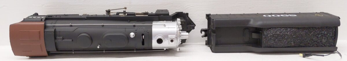 Lionel 6-8900 O Gauge ATSF 4-6-4 Steam Locomotive & Tender #8900 VG/Box