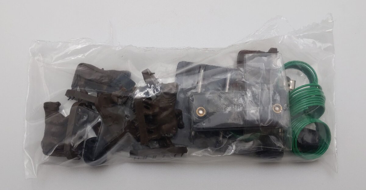 Lionel 6-19828 O Gauge C&NW Operating Cattle Car and Stockyard EX/Box