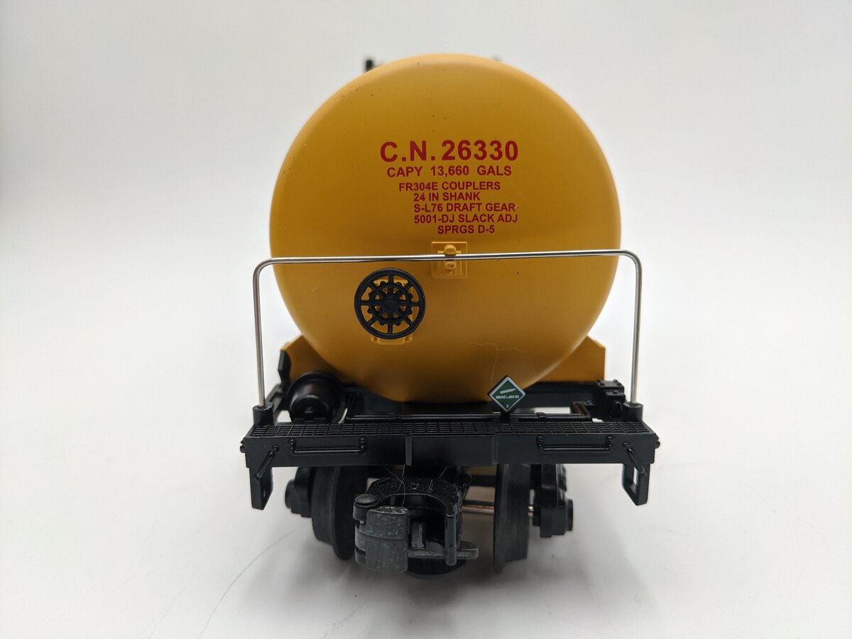 MTH 20-90029D O Gauge Canadian National Single Dome Tank Car #26330 EX/Box