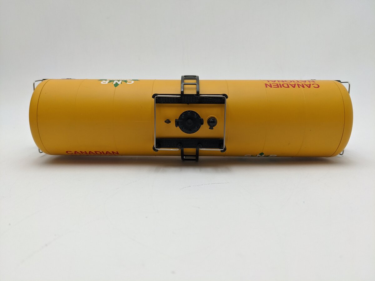 MTH 20-90029D O Gauge Canadian National Single Dome Tank Car #26330 EX/Box