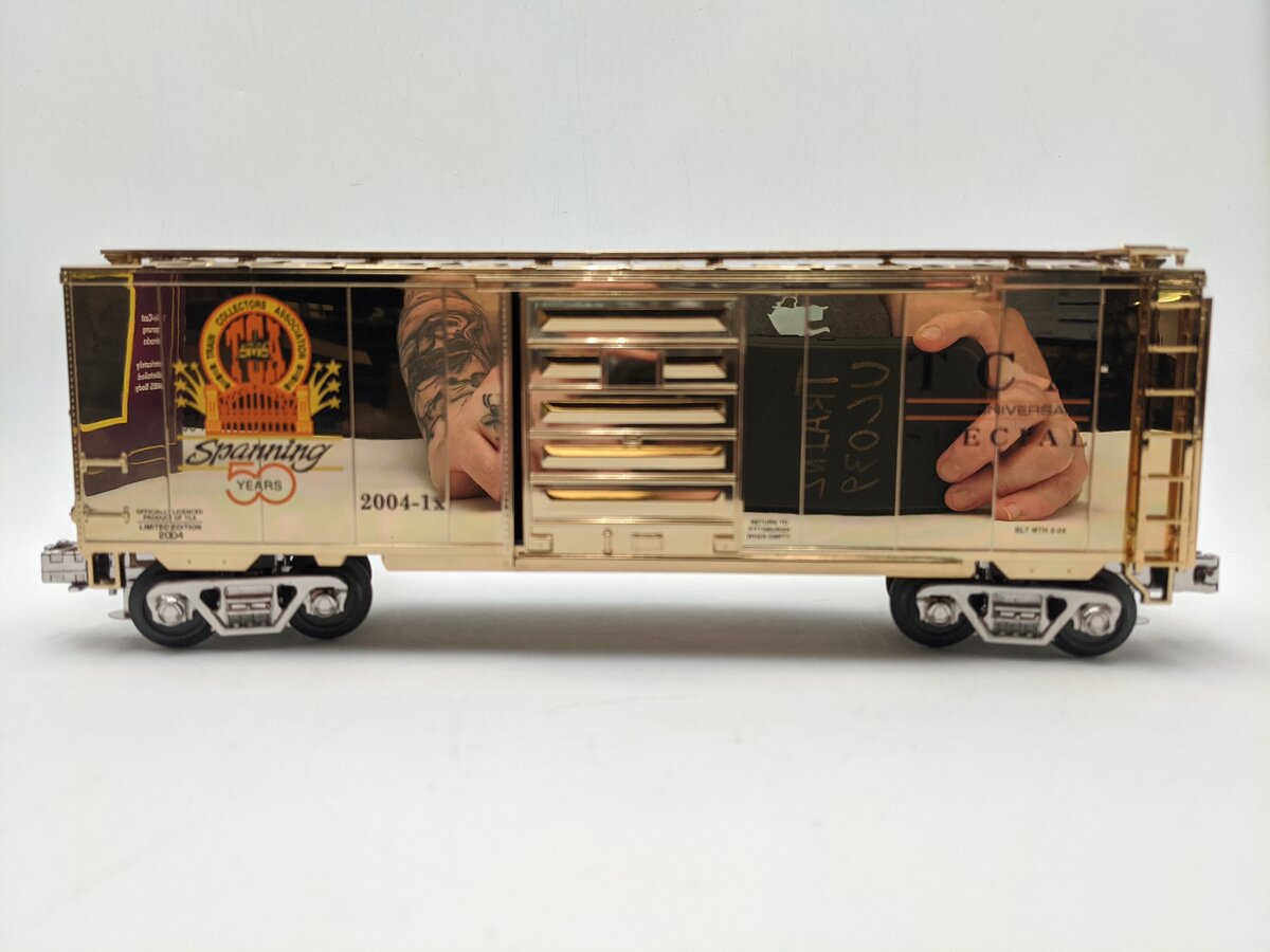MTH 20-93190 O Gauge TCA 50th Anniversary 18k Gold Box Car EX/Box