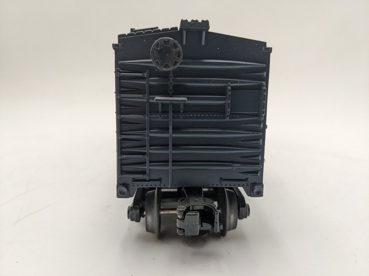 MTH 30-7489 O Gauge 2001 Holiday Box Car EX/Box